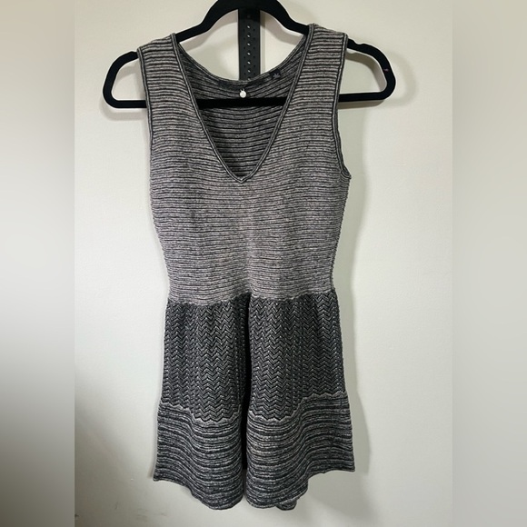 Knitted & Knotted Anthropologie Wool Blend Sweater Dress Sz Large - Picture 2 of 9